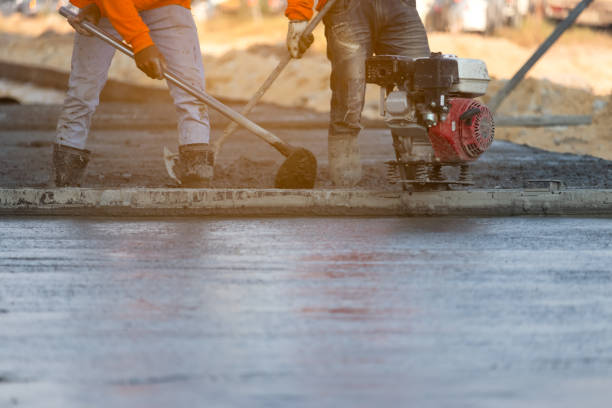 Best Concrete Walkway Installation  in Delavan, WI